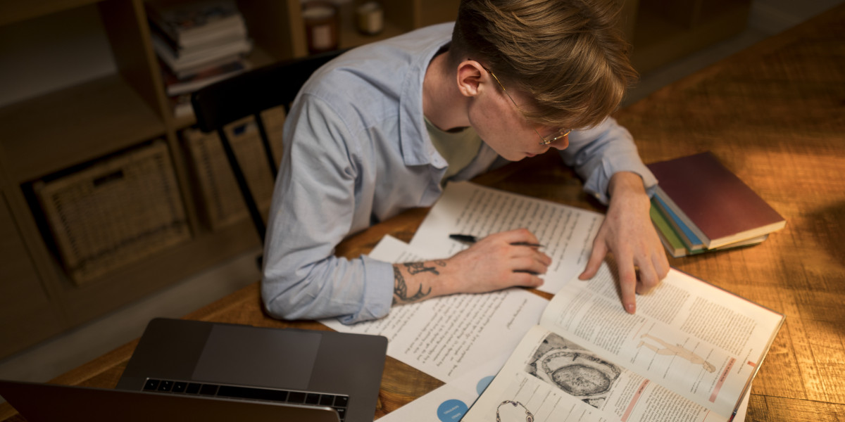 How Cheap Assignment Help Can Improve Your Academic Performance