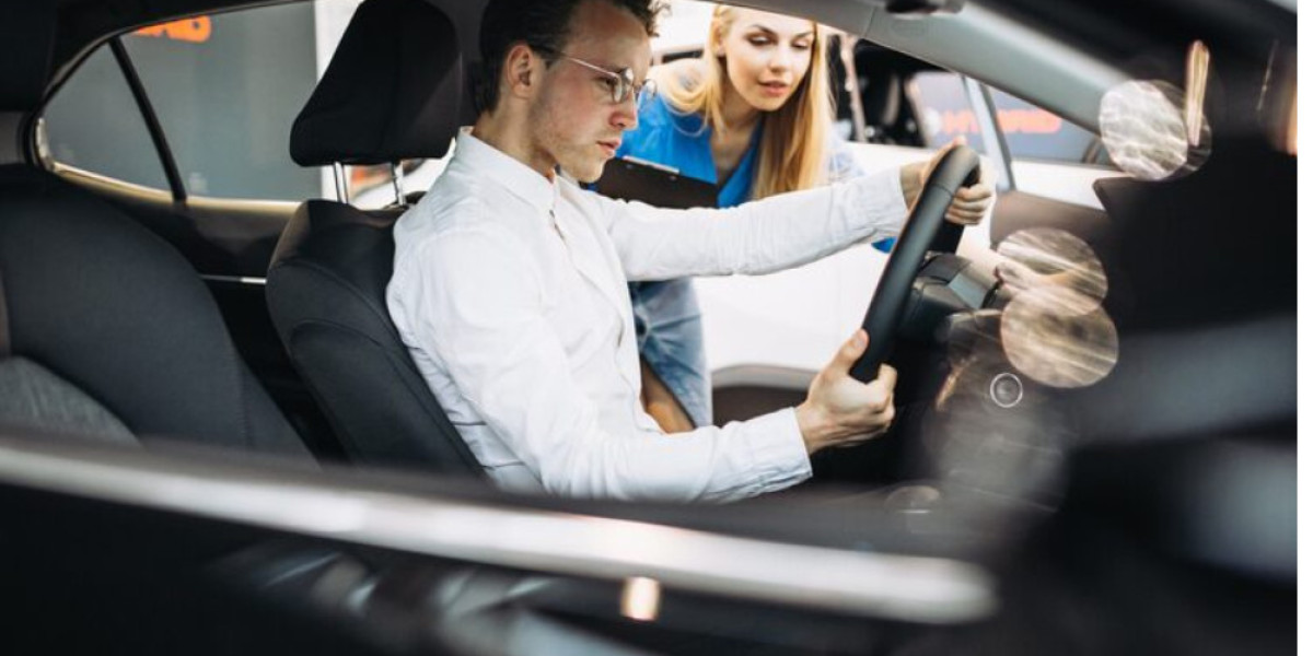 Why Choose an Executive Car Service Over a Taxi at Heathrow