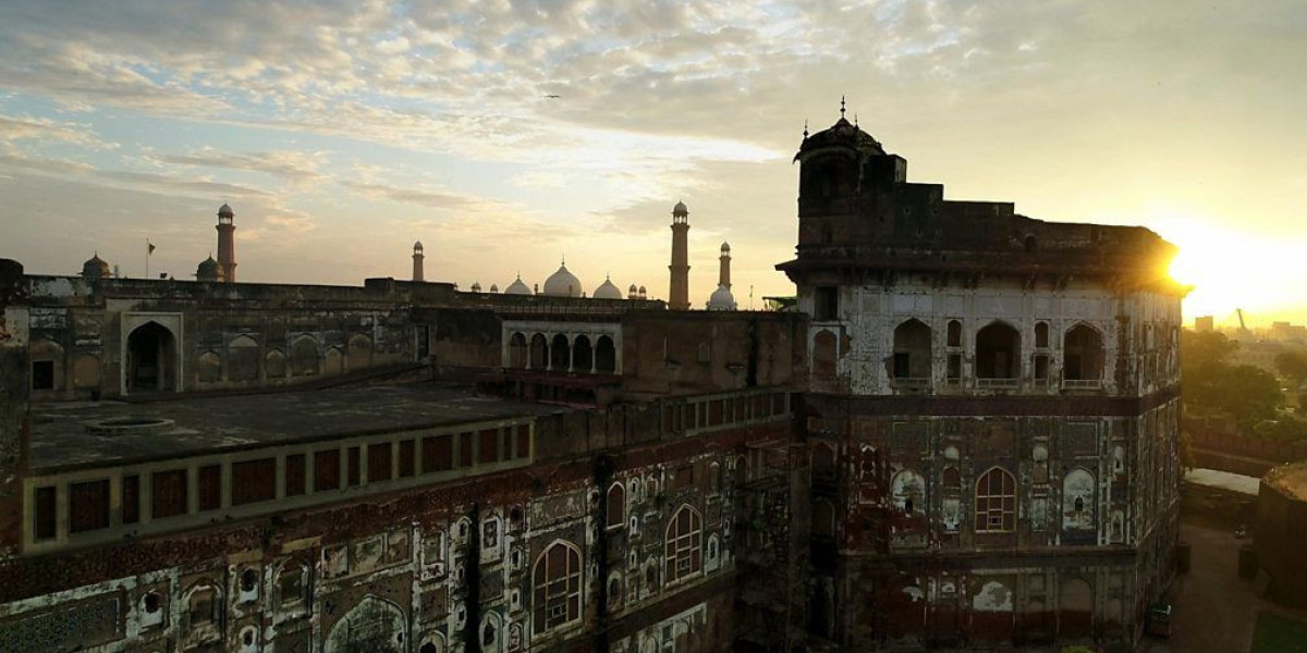 Paintings for Sale in Lahore – A Gateway to Art and Culture