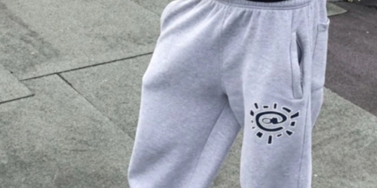 Expert Analysis of ADWYSD Clothing Brand: How It Rises and Why It Matters Now