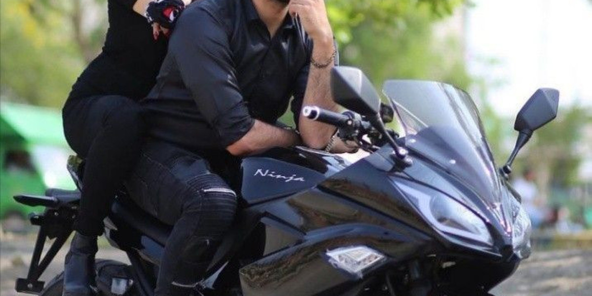 Layering Strategies for Cold Weather Motorcycle Riding