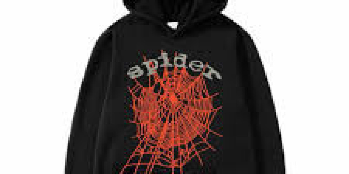 Step into the New Year with Bold Spider Hoodie Styles