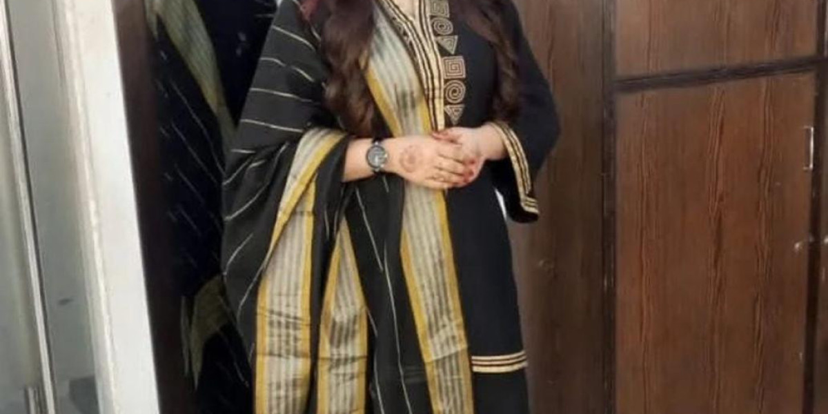 Escort Girls in Abu Dhabi: Sophisticated Companionship at Your Service