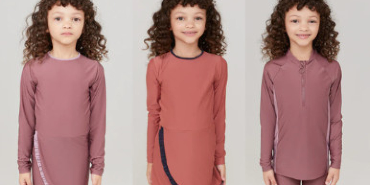 What Fabric Choices Keep Kids' Swimwear Lightweight and Soft