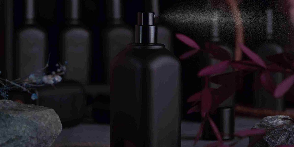 Which Perfume Is Best for Men: Discover the Essence of Confidence and Style
