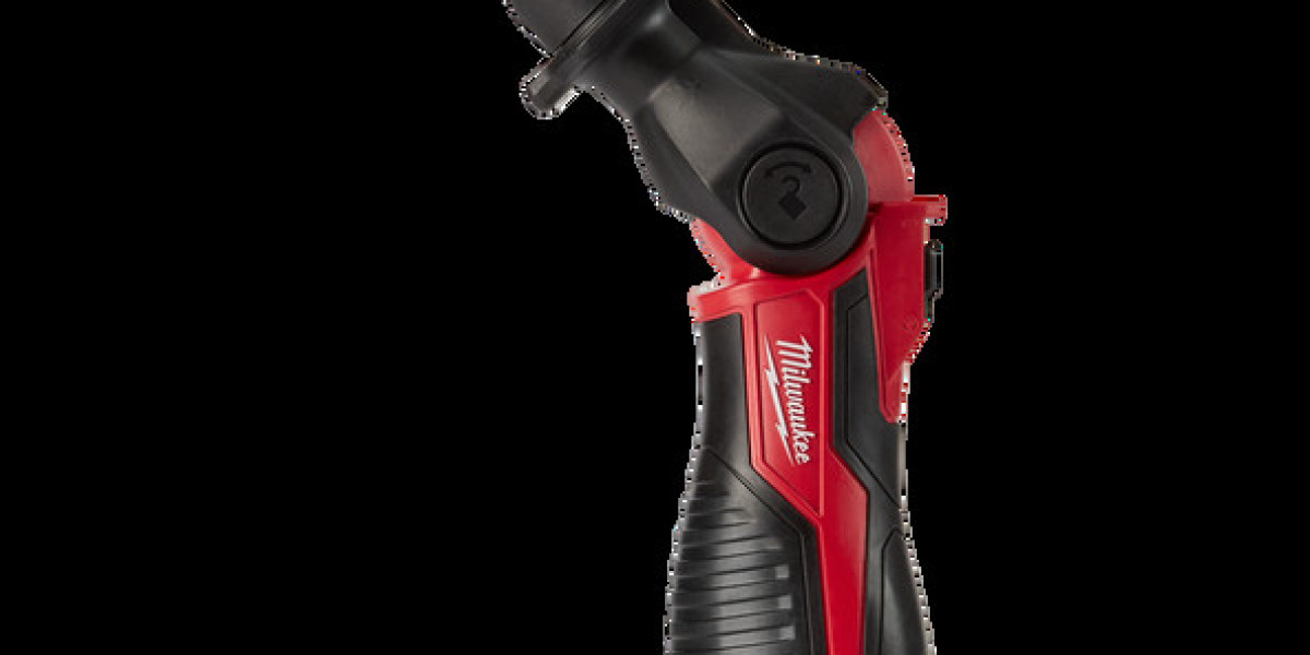 Milwaukee M12 Soldering Iron – Cordless Power and Precision