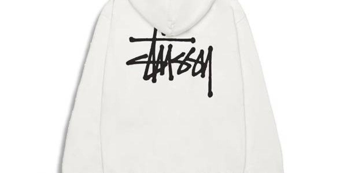 Stussy Clothing le style urbain unique en France