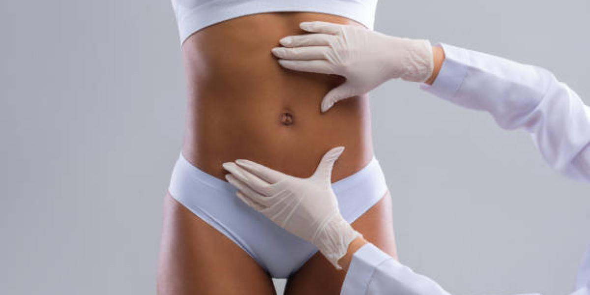 Liposuction in Dubai: Fast Results from Back Fat Elimination