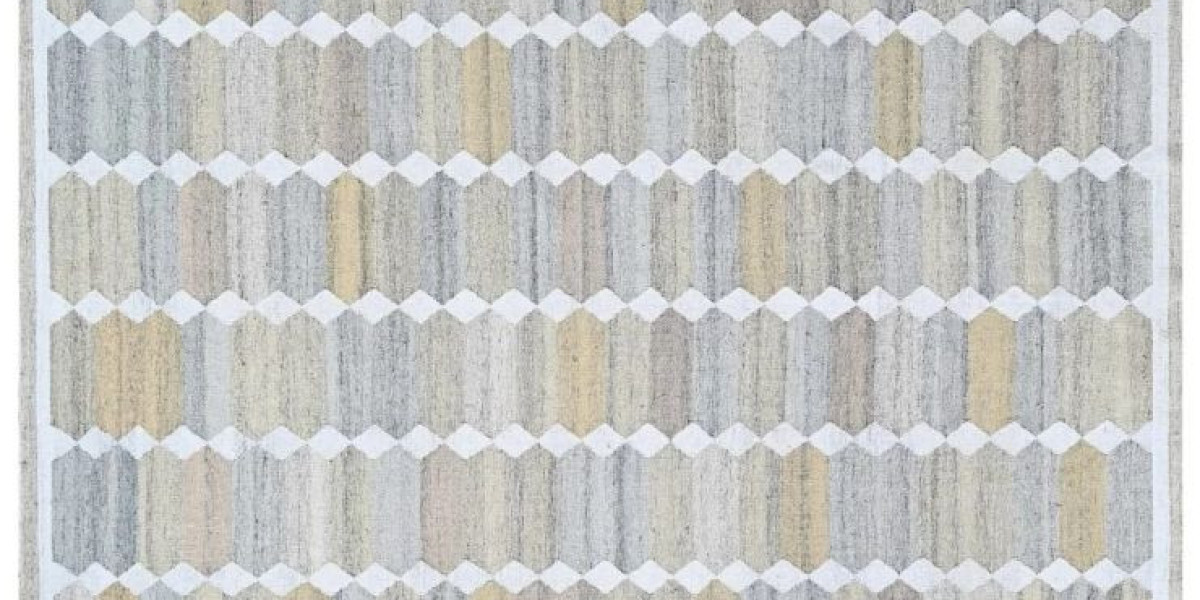 Exploring Different Weaves and Finishes in Textured Rug Designs