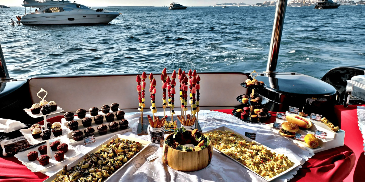 What to Expect from Yacht Catering Service Dubai for Your Next Event