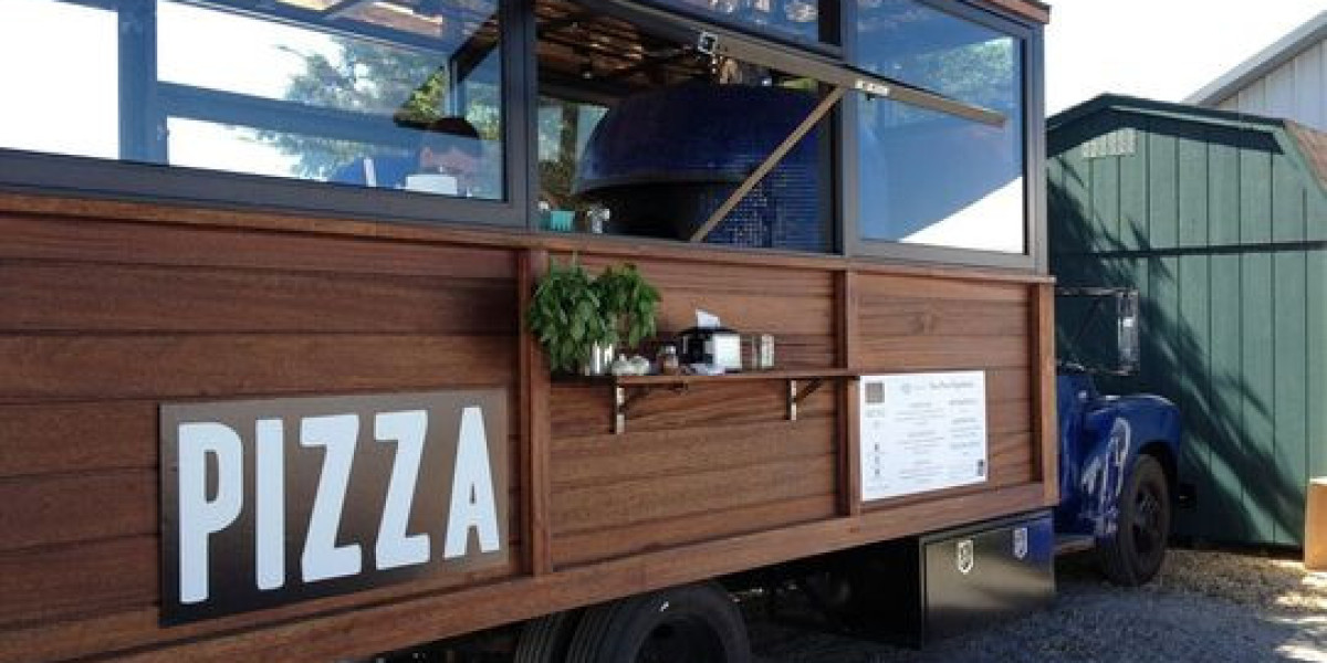 Woodfired Pizza Truck Sydney: Bring the Best Pizza to Your Event with Pizzaiolo Sydney
