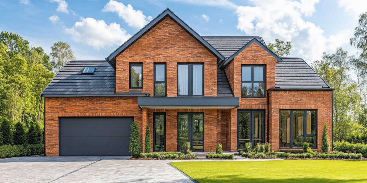 Exterior Painters in London, ON for Weather-Resistant Home Protection