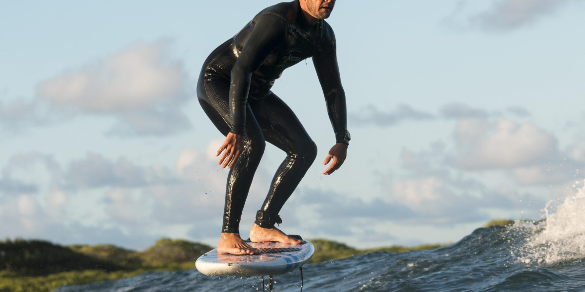Ride the Waves in Style: Why Every Man Needs a High-Performance Rashguard