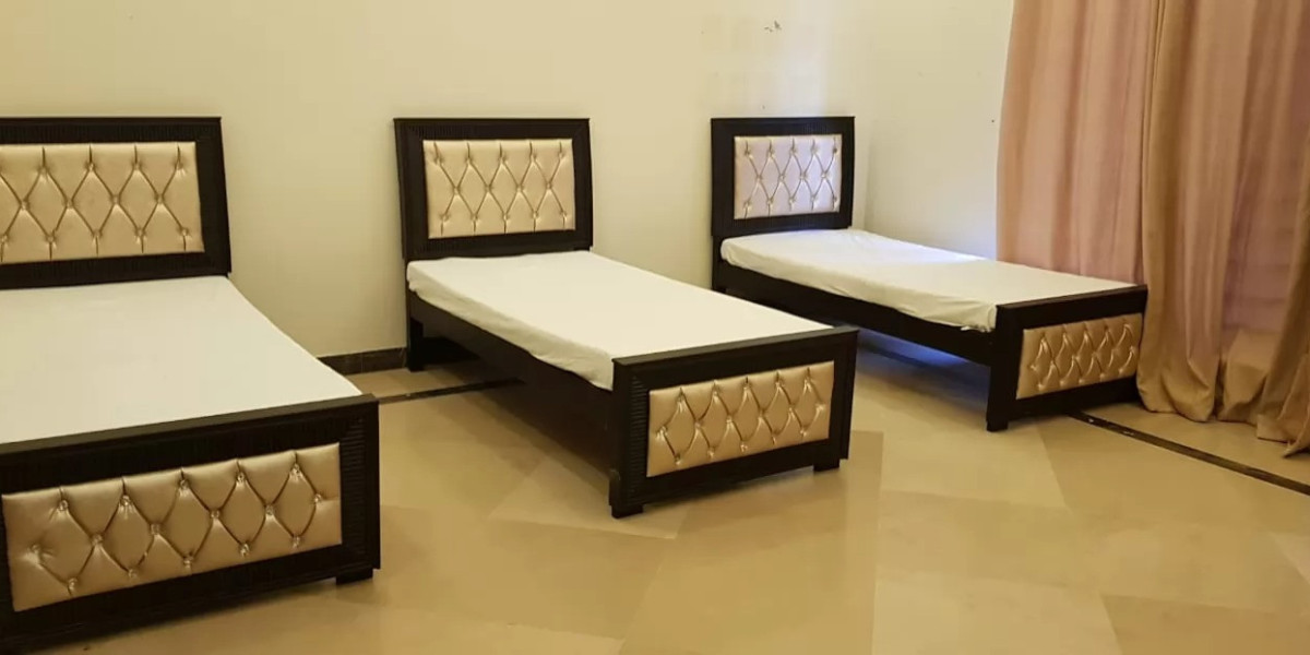 Productivity and Peace: How Premium Islamabad Hostels Empower Your Career