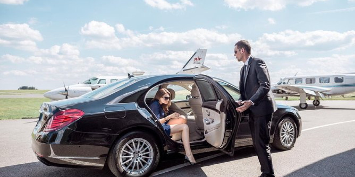How To Ensure A Comfortable Ride After A Long Flight To LAX