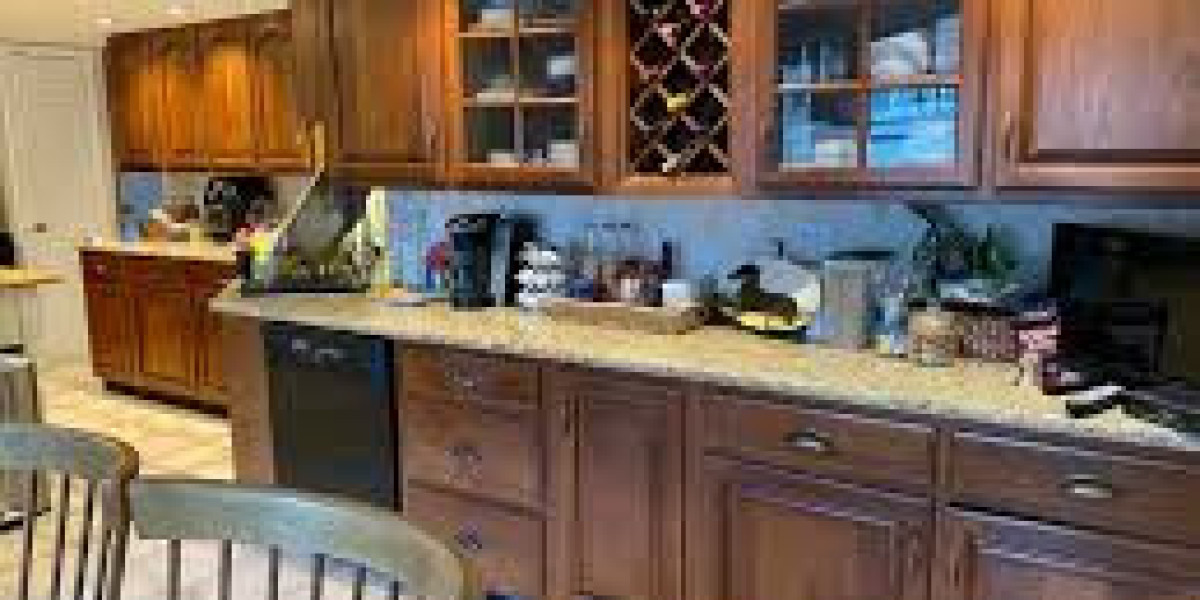 How Long Does Cabinet Painting Take for a Bloomfield Township Kitchen