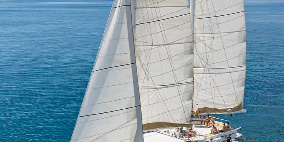 - ⁠catamaran Nouvelle Calédonie