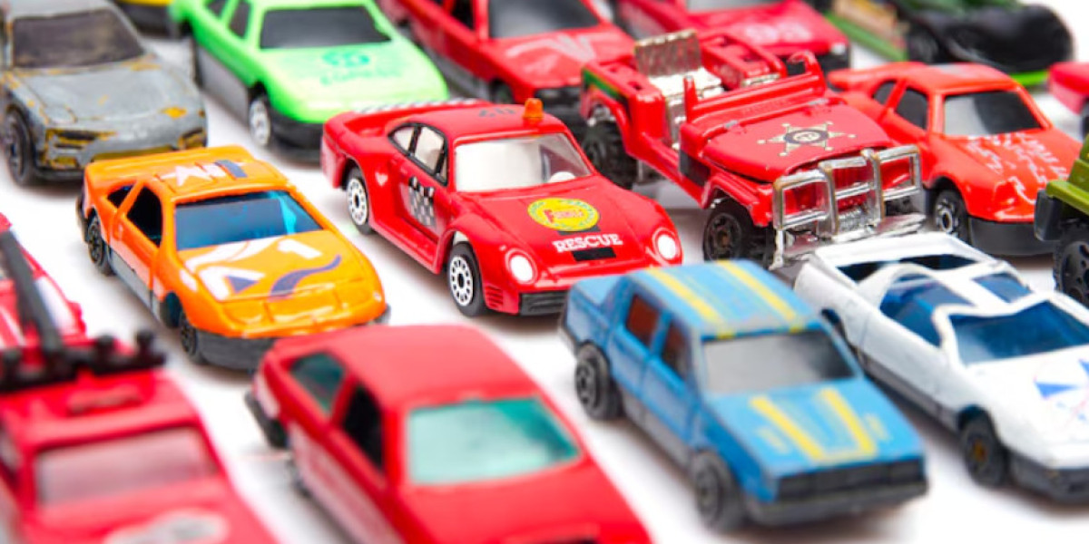 Vintage Metal Toy Cars and Tomica Diecast Cars: A Collector’s Guide to Timeless Miniatures