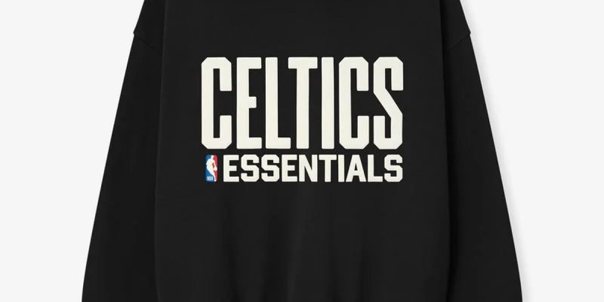 Essentials Hoodie: Why It Remains a Streetwear Favorite in 2026