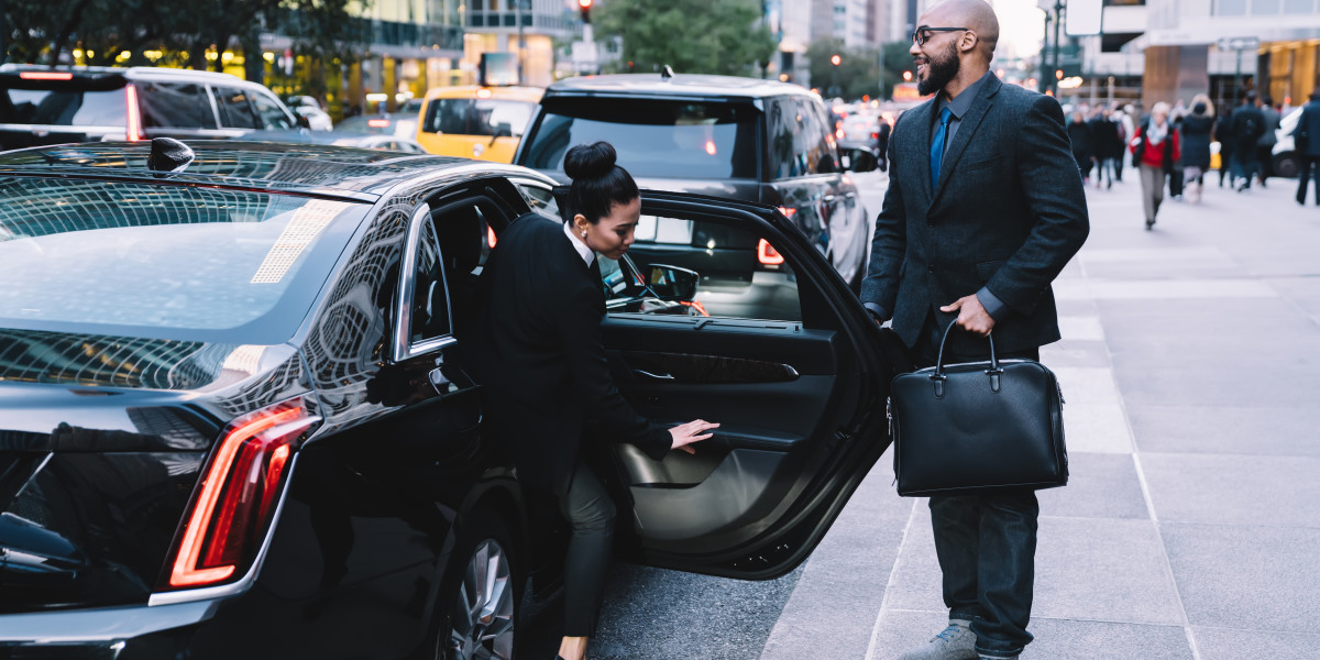 Luxury Chauffeur Hire in Mayfair