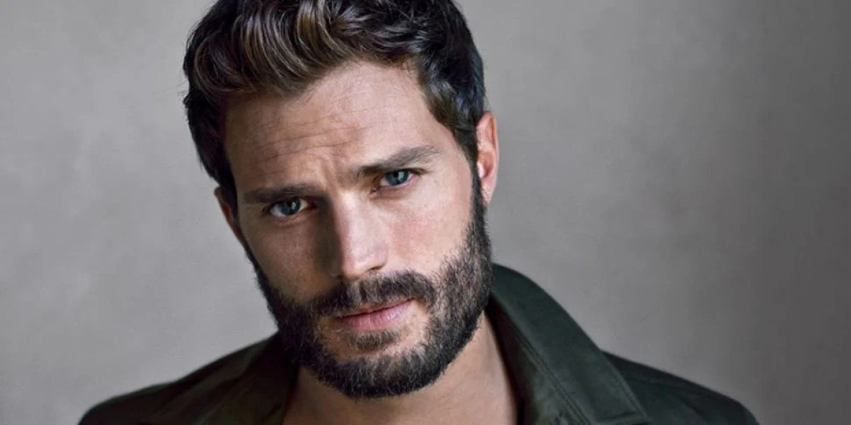 How Specialists Design Natural and Attractive Beard Lines