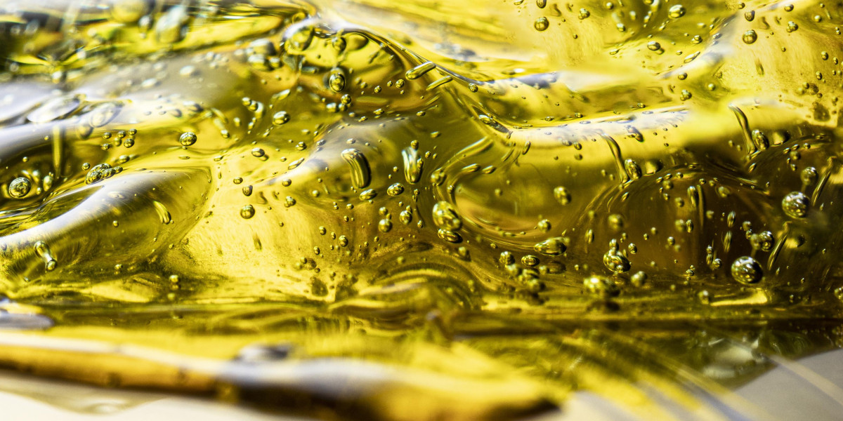 Why Hydraulic Oil Quality Is Essential for UAE Industries