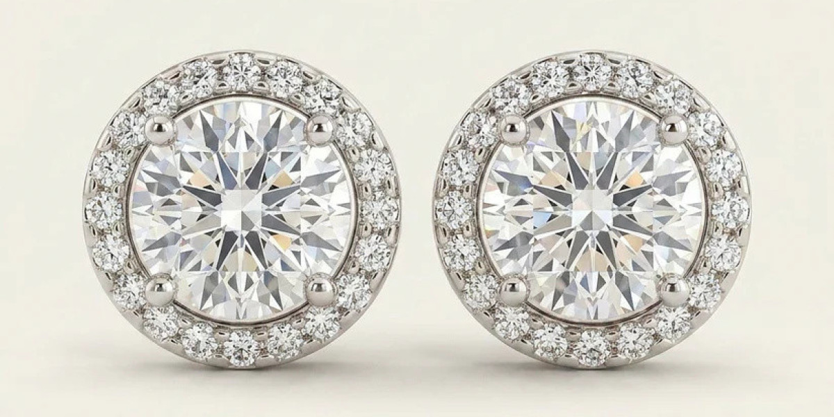 Diamond Stud Earrings: Classic Beauty That Never Goes Out of Style