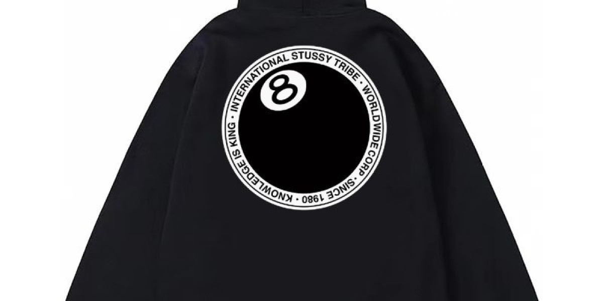 Stussy Hoodie: The Streetwear Essential Dominating Fashion Trends in 2026
