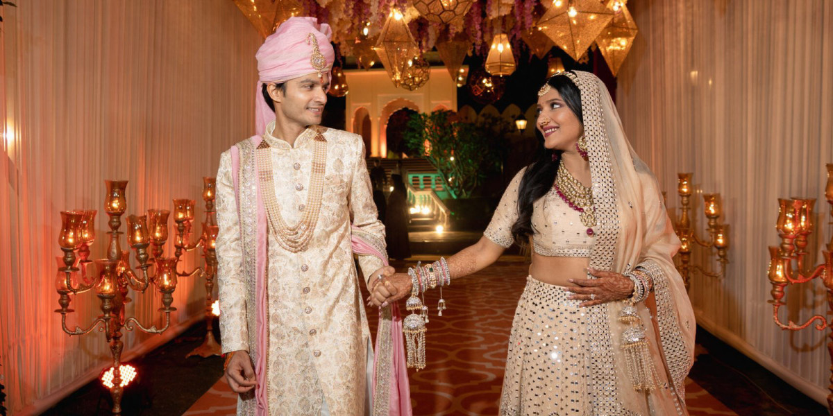 Luxury Destination Wedding Photography: What Makes Jaipur Stand Out