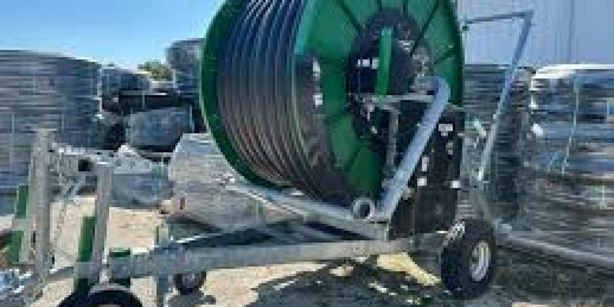 Why hydraulic stabilizer legs are important in heavy machinery