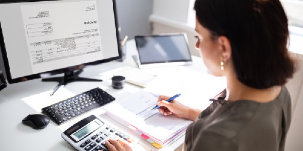 How do payroll services ensure accurate statutory payment calculations?