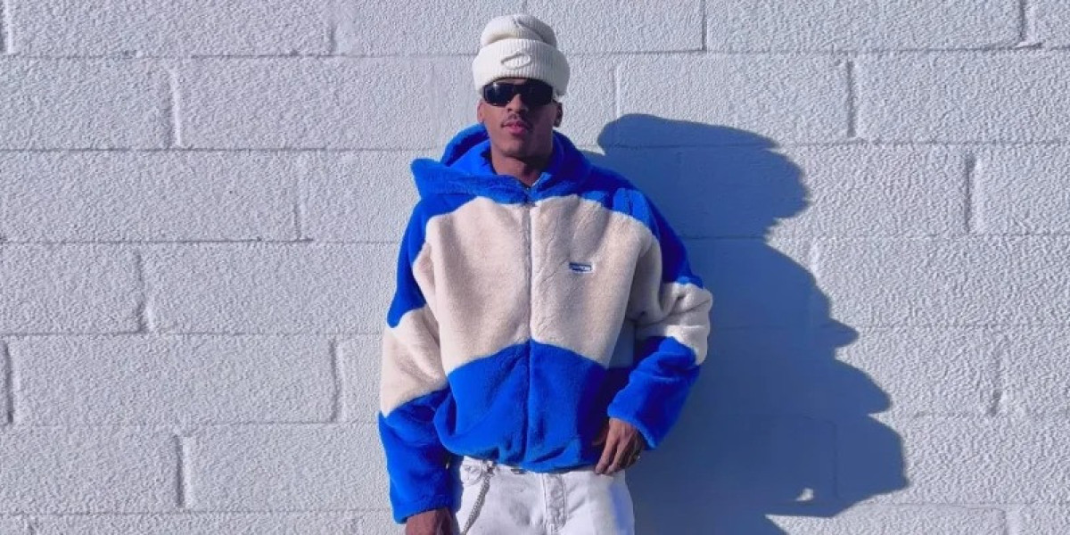 Explore Clothing & Accessories Brand nline