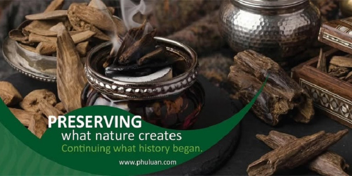 Premium Oud Oil Supplier for Wholesale and Retail Buyers
