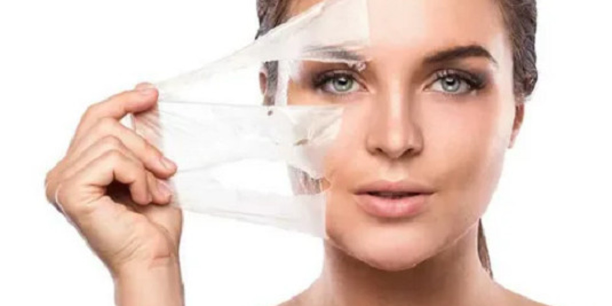 Transform Your Complexion With Glycolic Peel Treatment in Dubai