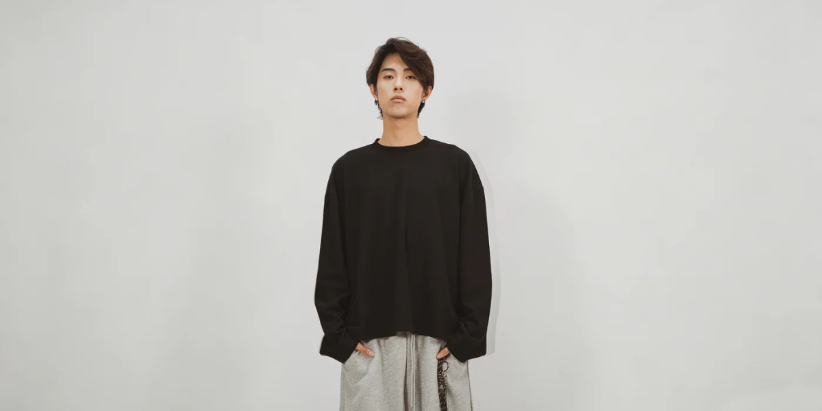 Woolenmaker: Where Premium Craftsmanship Meets Everyday Comfort