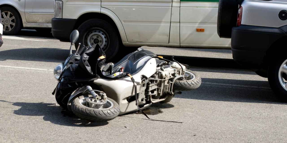 Traffic Accident Lawyer: Protecting Your Rights After a Serious Crash
