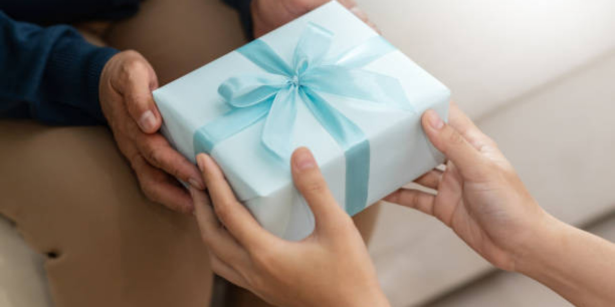 The Ultimate Guide to Corporate Branding in Singapore: Custom Apparel, Gifts, and Merchandise