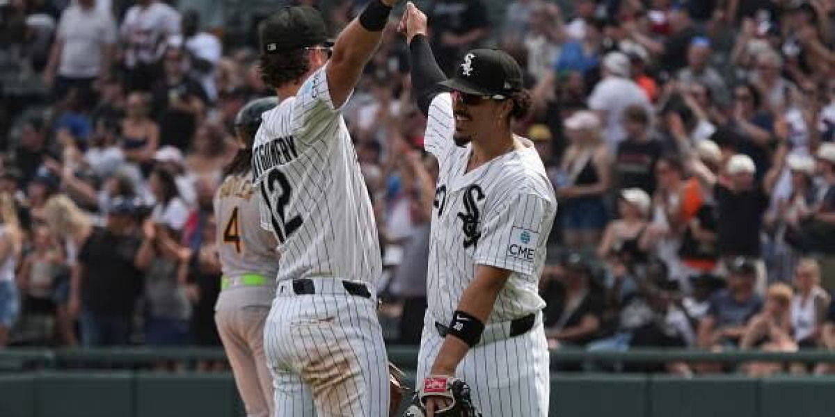 Activity Thread: White Sox 54-88 at Tigers 81-61
