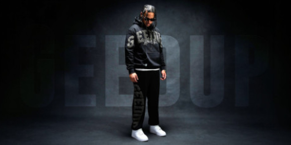 Geedup Sweatshirt: Modern Streetwear for Everyday Style