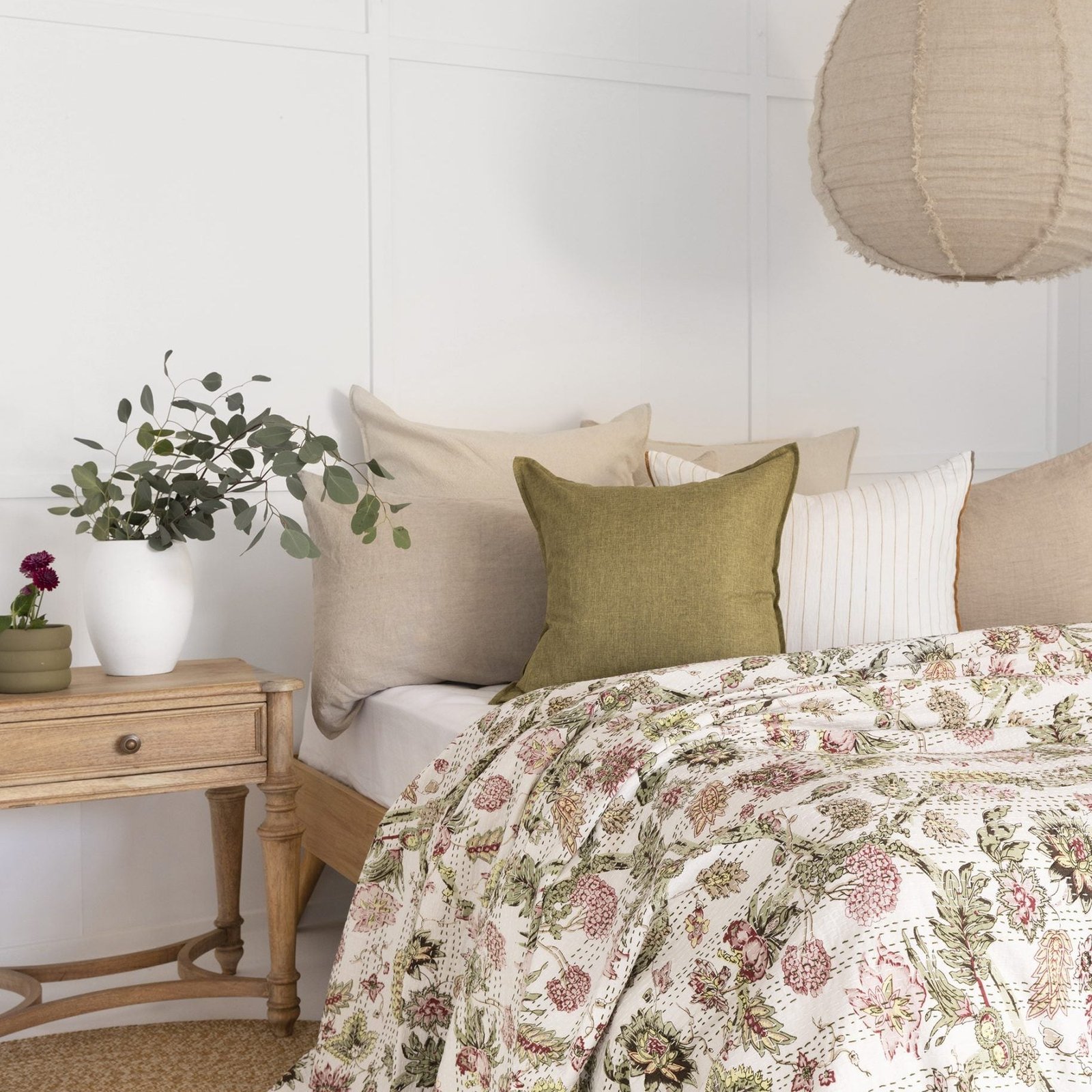 How to Choose the Best Quilt Cover for Your Bedroom