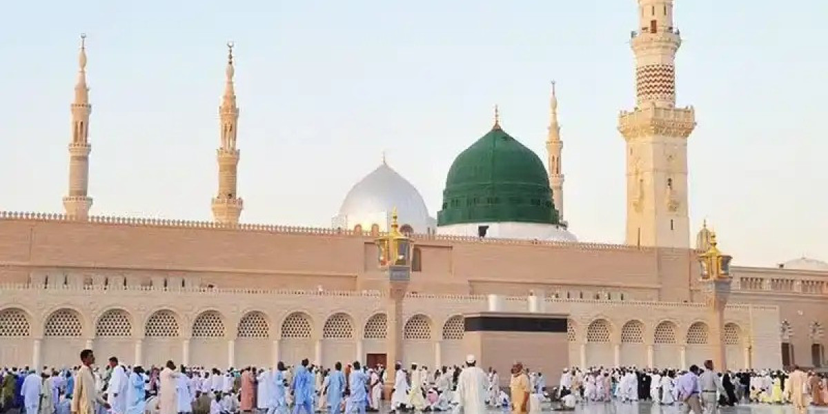 5 Star Umrah Packages from UK for a Comfortable Sacred Journey