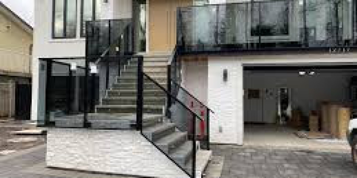 Frameless Glass Railing Installation Company in Pitt Meadows | Modern Railing Solutions