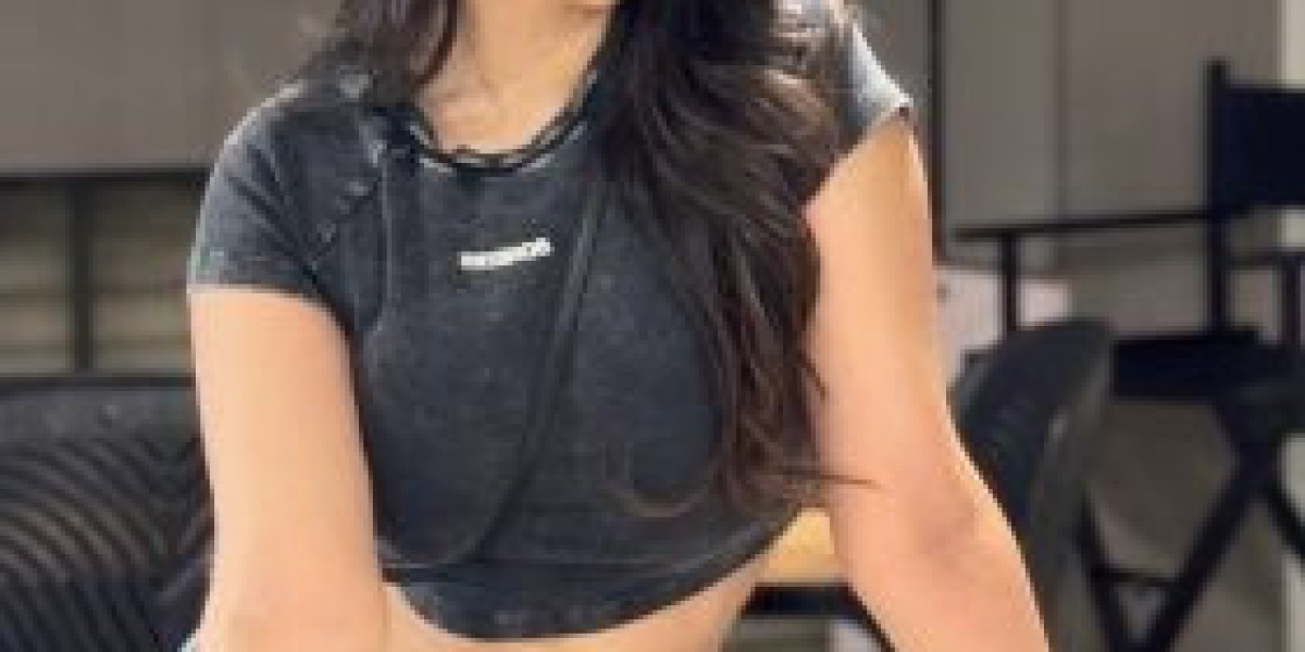 Indian escort Bukit Bintang 	+60179711977