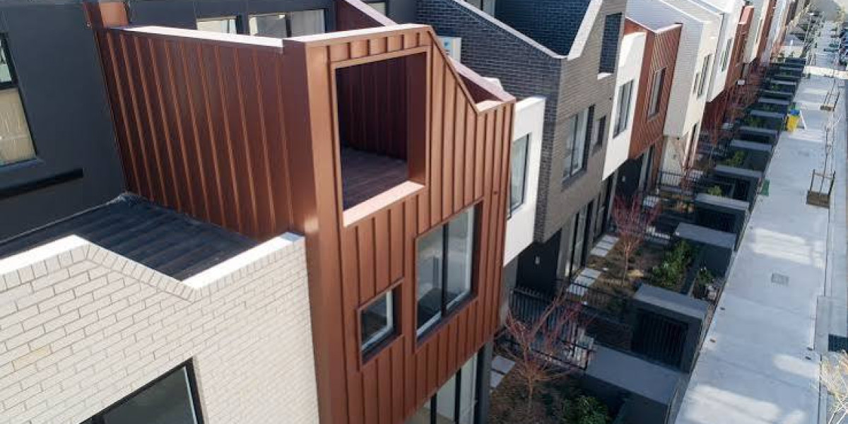 Nailstrip Cladding vs Standing Seam: Choosing the Right Architectural Metal Profile
