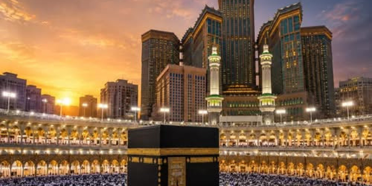 Umrah Packages for Couple | Flights, Hotels & Transfers
